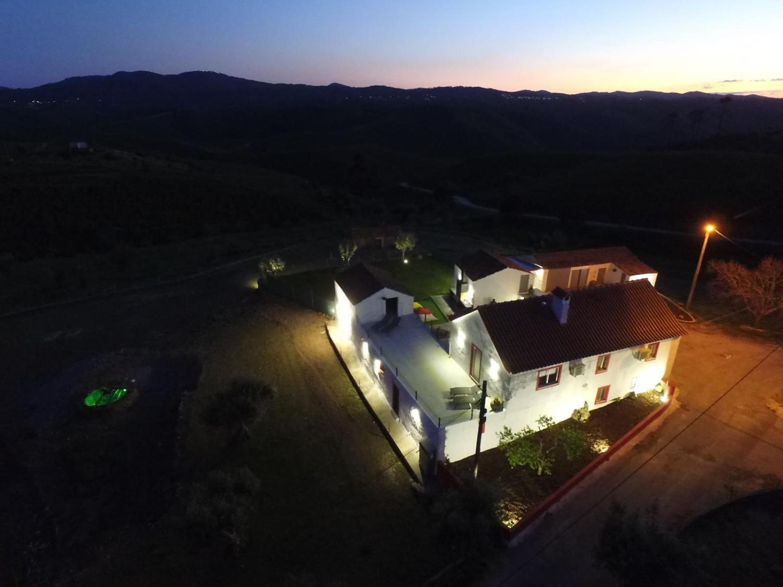 Quinta Dos Avos Lourenco Serta Exterior photo